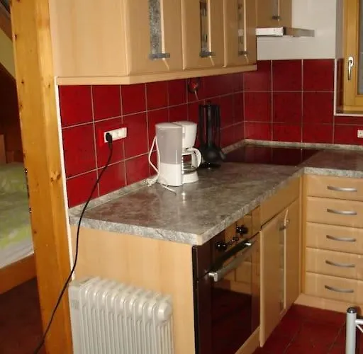 No. 5 Appartamento *